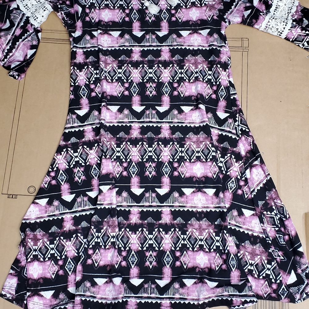 Shirt - Picture 3 of 3